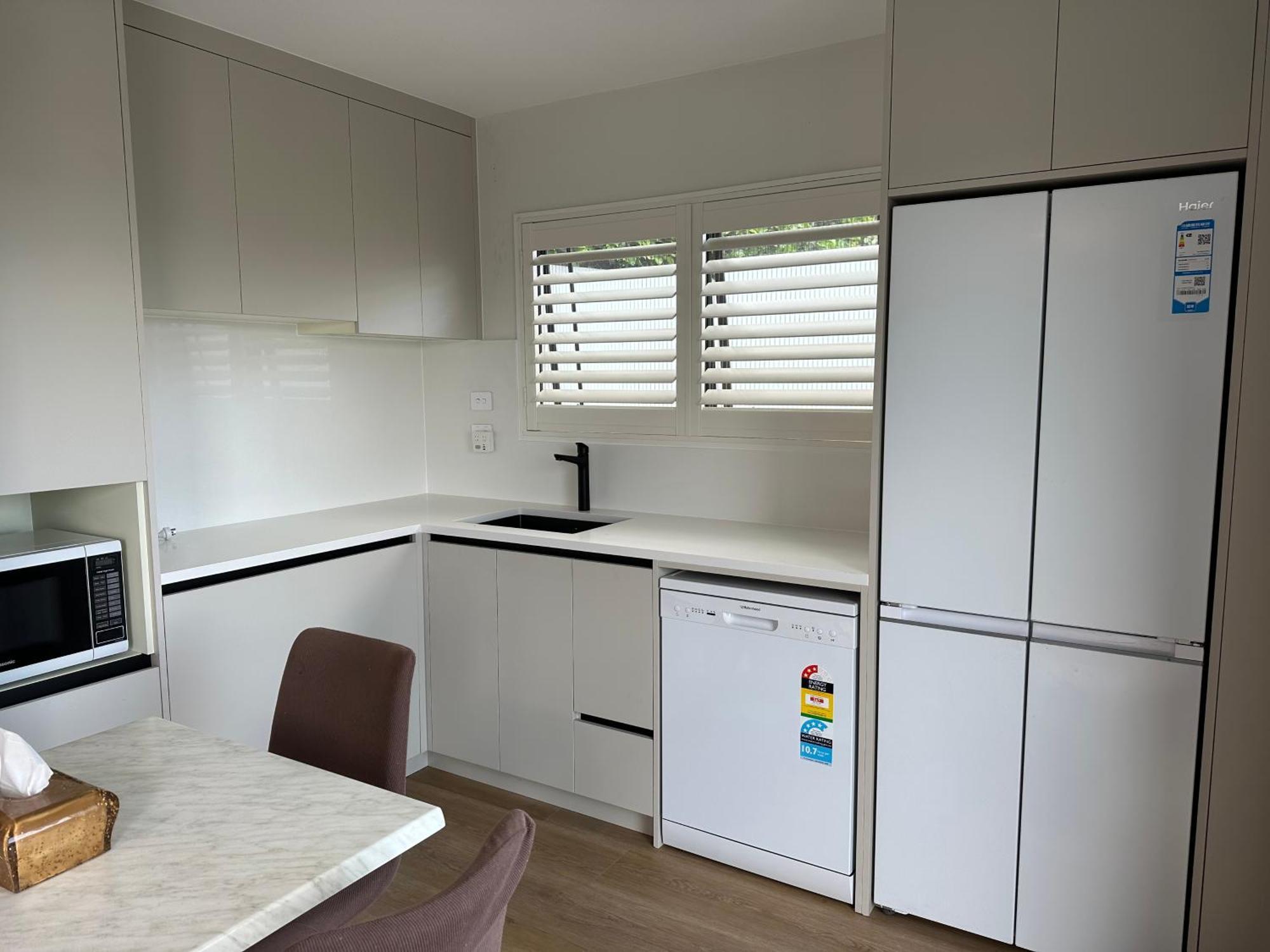 Beautiful Lakeview Apartment Таупо Екстериор снимка